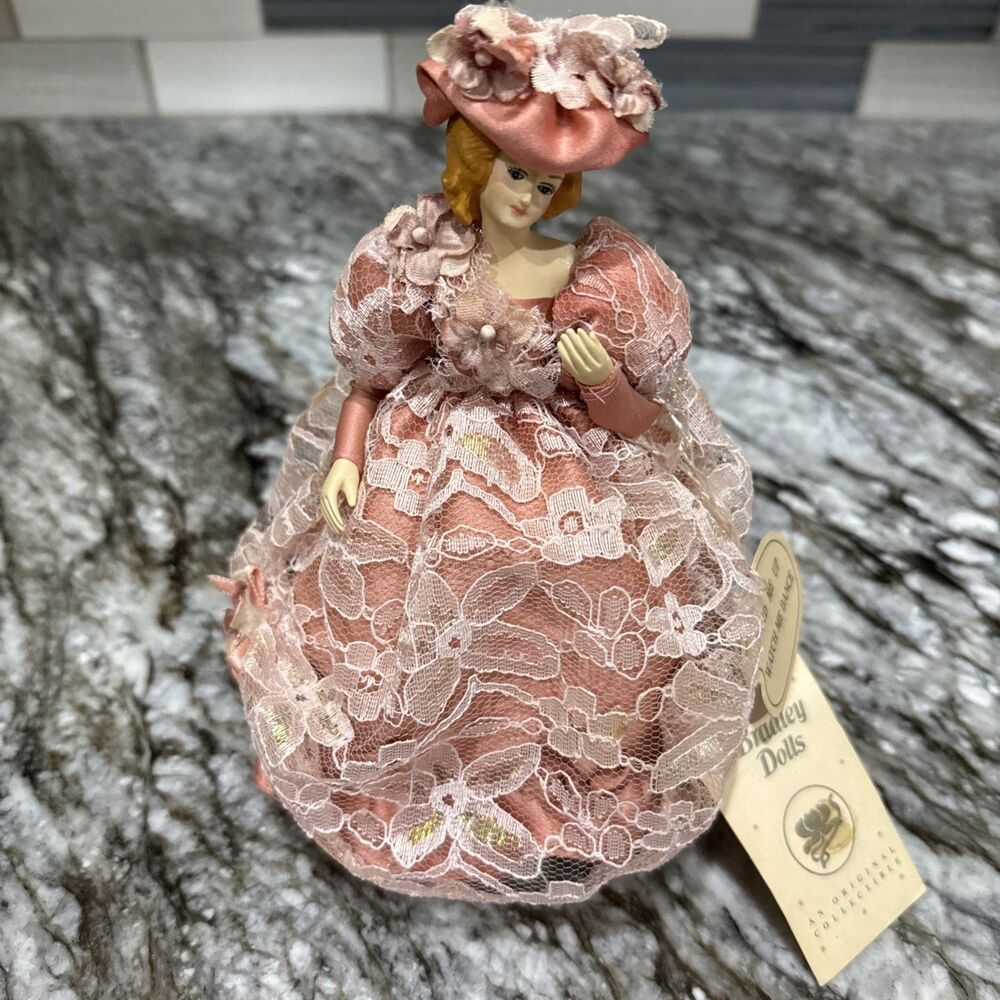 Bradley Dolls Vintage Dancing Doll “Wind Me Up Watch Me Dance”